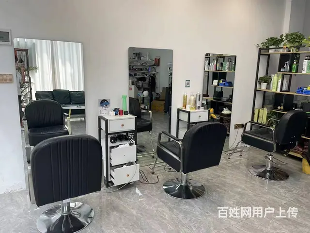 空转!乐至县飞帆路38平美发店转让 - 图片 2