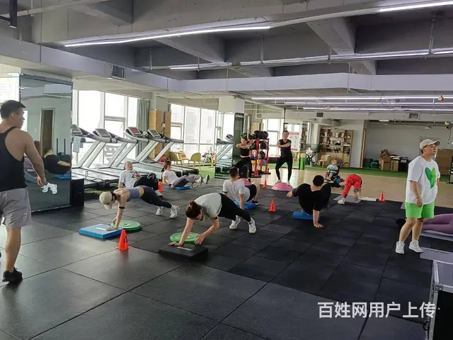 B个人一龙腾居写字楼出租 - 图片 3