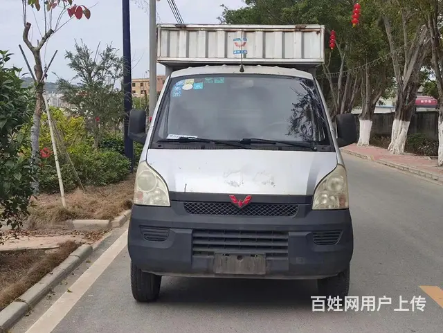 五菱箱式货车 - 图片 1