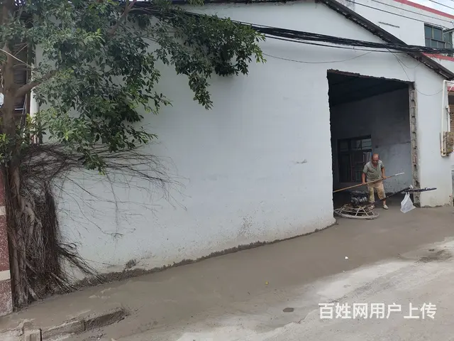 石塔村临街商铺仓库出租 - 图片 1