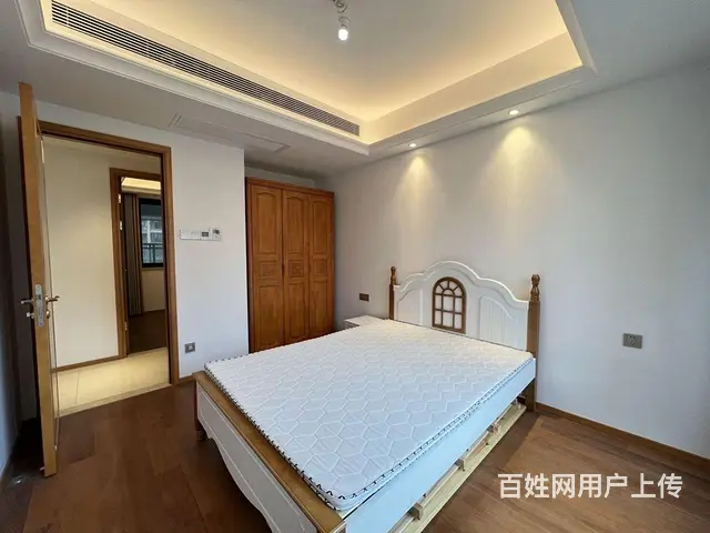 杨春湖地铁口 大落地窗~采光巨好~可居家 武汉站旁 - 图片 5
