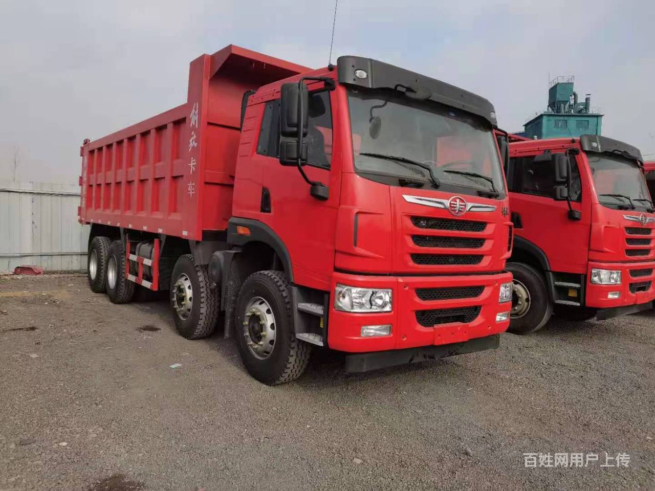 新车多台一汽解放悍威前四后八轻型自卸车290马力