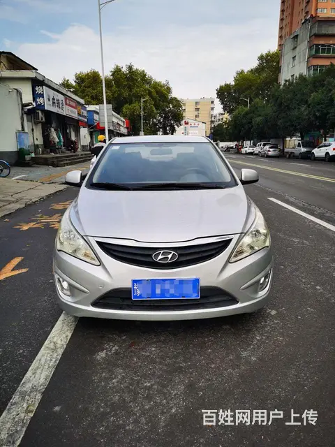 现代 瑞纳 2010款 瑞纳-三厢 1.4 手动 GS 舒适 - 图片 1
