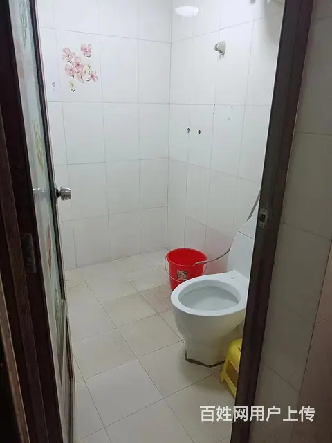 地铁口彩虹花园1房1厅1卫2300元包物业 - 图片 4