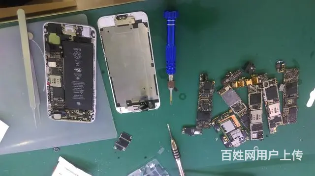 苏州吴江手机维修 屏幕主板扩内存进水不开机 - 图片 1