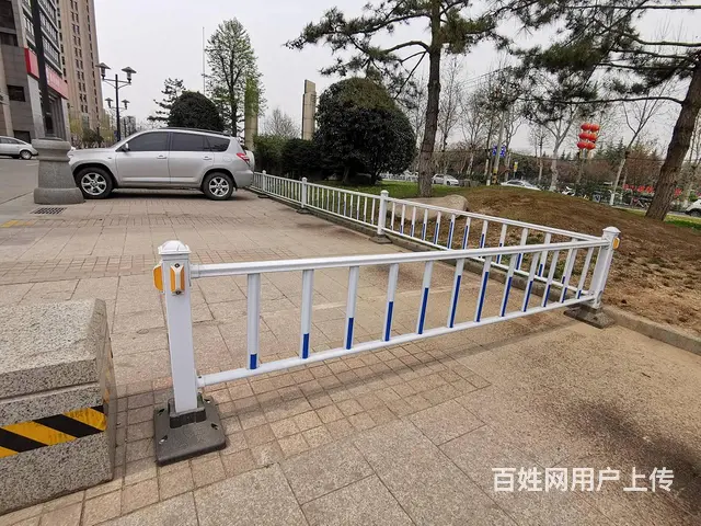 定做热镀锌防护栏杆  市政道路护栏 - 图片 2
