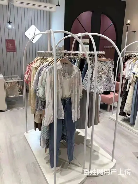 B个人一南昌路地下街服装店转让 - 图片 3