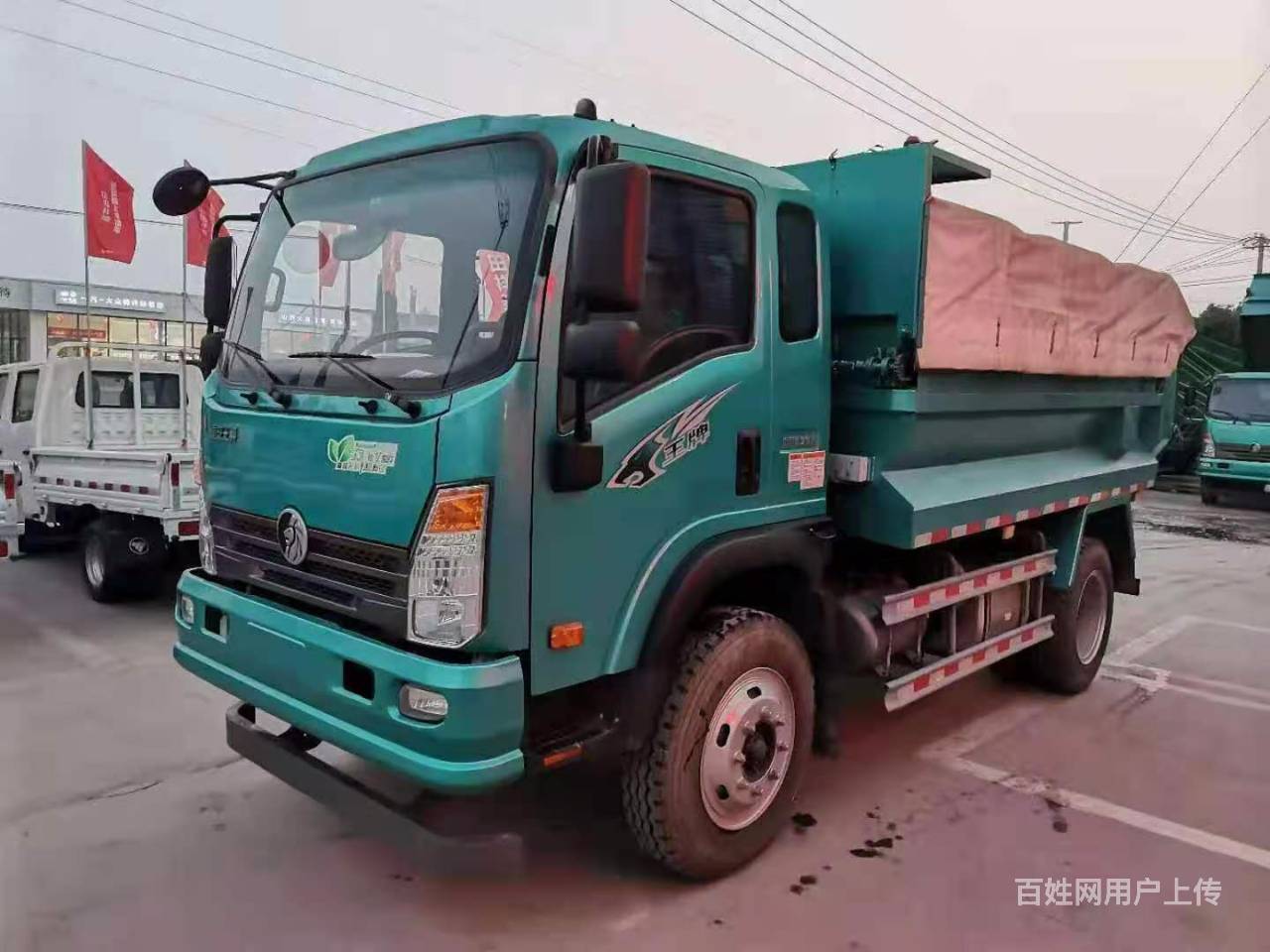 12月刚上牌重汽王牌3.8米蓝牌自卸 新车接受预定