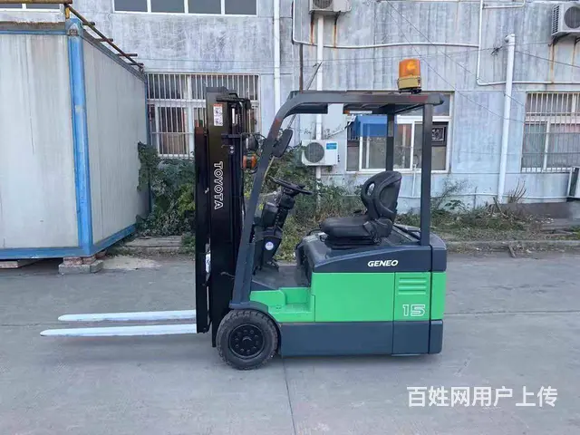 丰田2吨二手电动叉车，个人电动二手叉车转让 - 图片 1