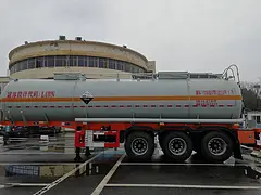 26.3方盐酸硫酸液碱等介质不锈钢罐式运输半挂车