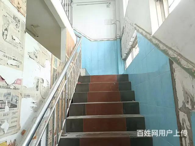 （51旺铺推荐）荔枝沟荣兴建材城180平临街空铺出租 - 图片 4
