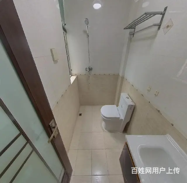 新香洲 城市风景 4房126平  精装修 4500/月 - 图片 4