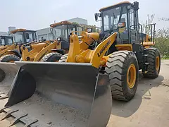 雅安转让二手50装载机 龙工二手50装载机