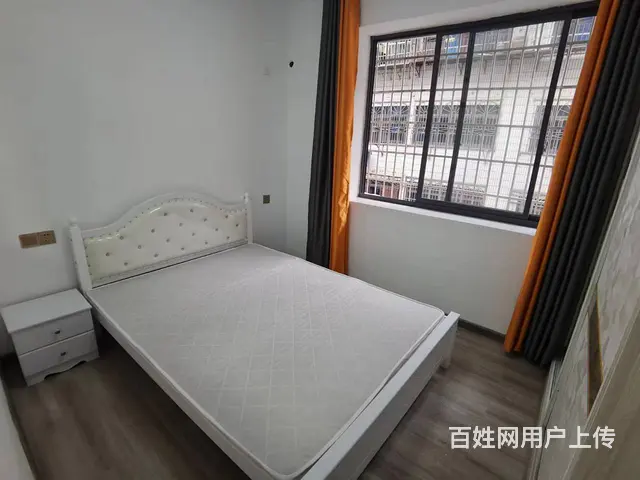 中山南路爱民路附近有房出租 普通住宅1厅 中等装修 - 图片 1