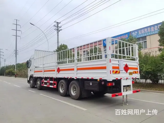 国六东风柳汽9米六气瓶运输车 特价处理 - 图片 4