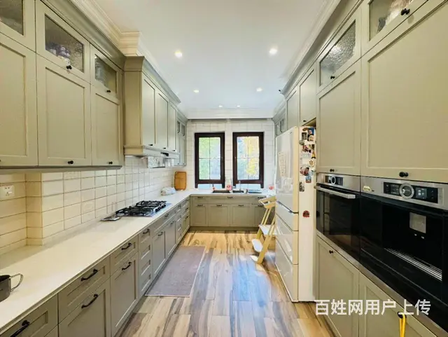 （专卖）群力溪岸艺墅 类独栋 美式豪装 6室3厅4卫 位置好 - 图片 6