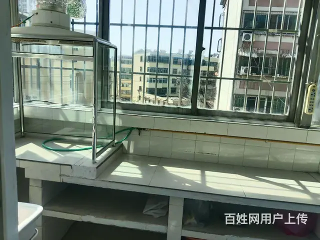 a湖滨区  2室2厅 独卫 阳台  带家具 - 图片 7