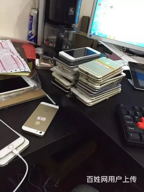 苹果xs屏幕出现漏液换屏幕多少钱？ - 图片 4