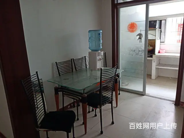 一楼一楼带院干净整洁简单的设施齐全拎包入住 - 图片 6