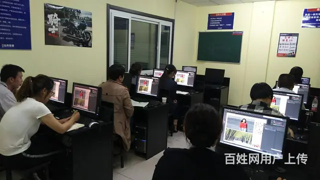 张店柳泉路利群学习英日韩德语电脑办公设计 - 图片 1