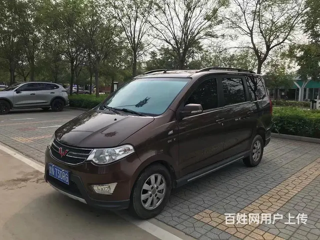 五菱 宏光 2014款 宏光S 1.5 手动 标准型7-8座 - 图片 1