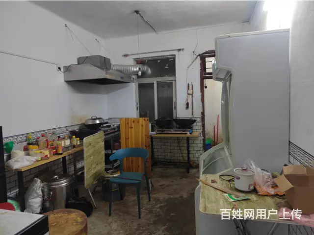 （51旺铺推荐）龙华二横路60平餐饮转让 - 图片 4