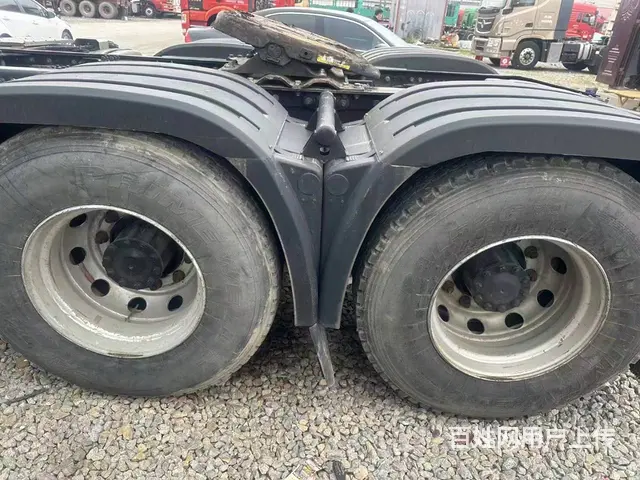 欧曼EST 560马力 品牌：欧曼EST 发动机： - 图片 6