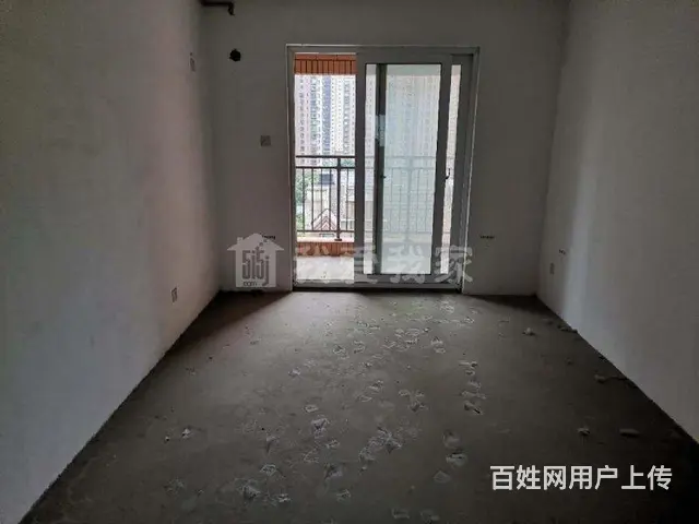路劲主场旁泰盈八千里小区，毛坯3房.东边户，中间楼层 - 图片 4