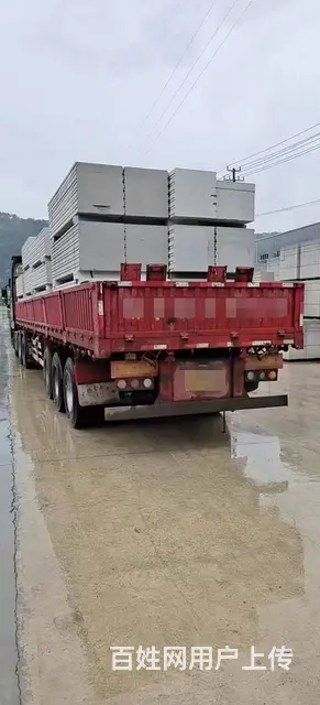 商丘 13*2.55米半挂标箱 急售 - 图片 1