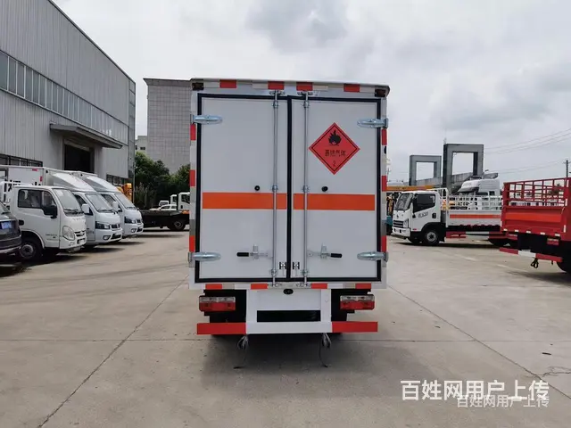 安顺 国六东风9类易燃杂项厢式车 包上户挂靠一条龙 - 图片 10
