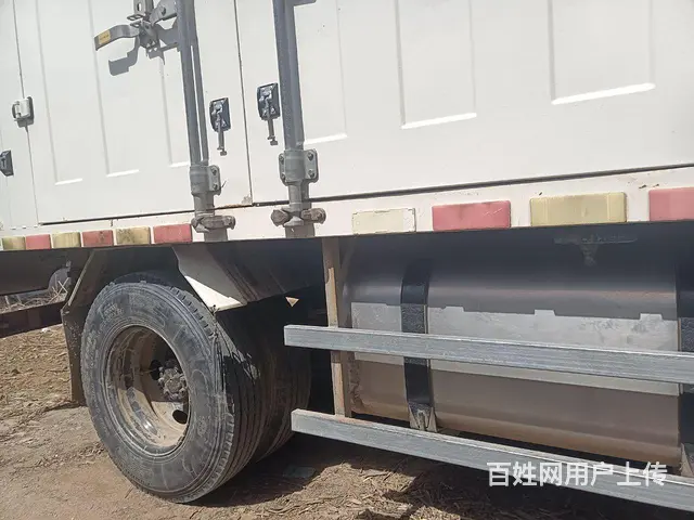 江铃 厢式货车 - 图片 1