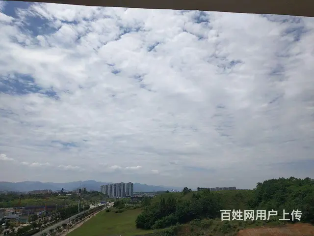 浮梁景北大桥附近电梯三房便宜甩卖 - 图片 1