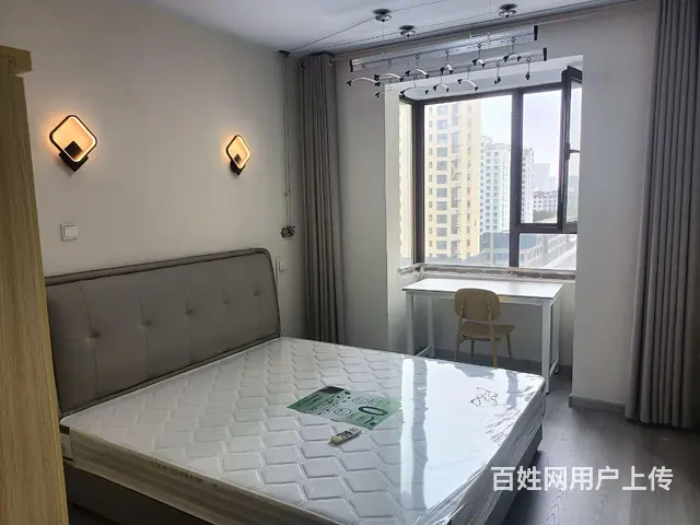 我是房东，不收中介费，可以押一付一。泰盛广场， - 图片 3