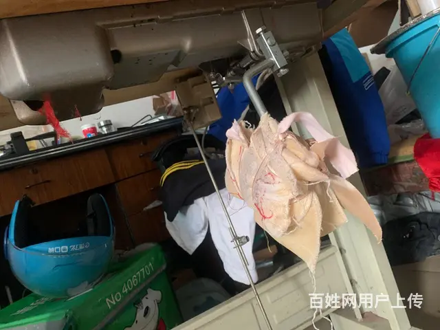 闲置缝纫机一台九成新 - 图片 1