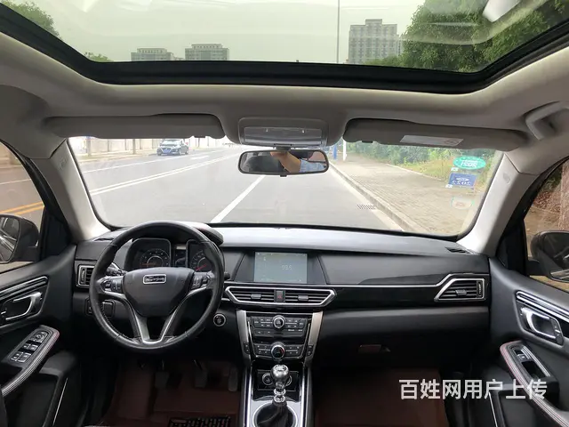 众泰 大迈X5 2015款 1.5T 手动 旗舰型 - 图片 5