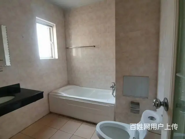 北苑龙湖园 出门即是音乐广场带户口可就读五中 南北坐向 - 图片 10
