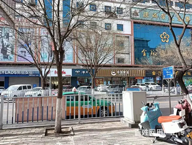 pzj转让人民中路金花商厦对面螺蛳粉店 - 图片 5
