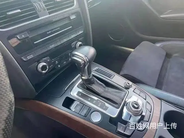 奥迪A4 2013款 A4L 2.0TFSI 双离合 40T - 图片 4