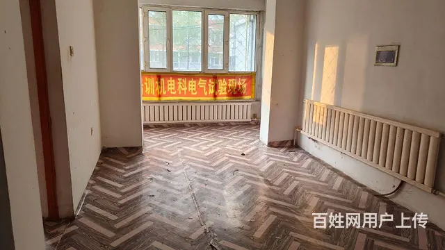 大陆南学者公寓一楼出卖 - 图片 2