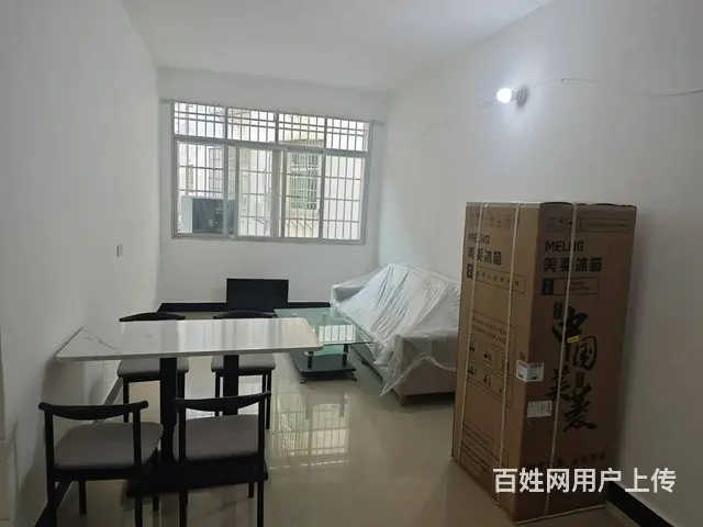 上高商城南路四楼两室屋内干净基本家具家电全配5千5可选择楼层 - 图片 1