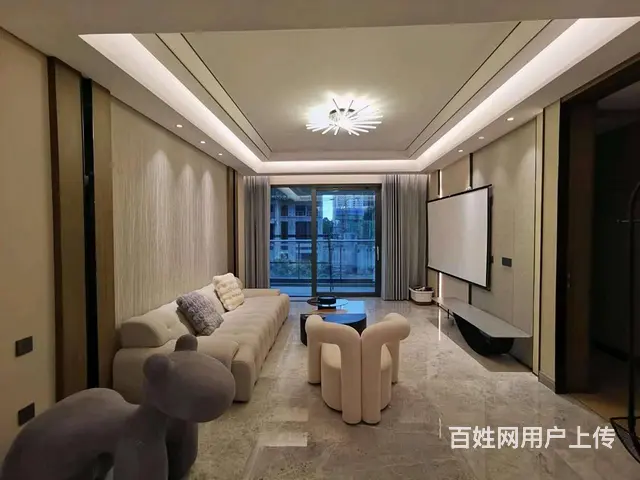 楚河汉街地铁口 融创壹号院豪华装修三室 武汉SKP - 图片 2