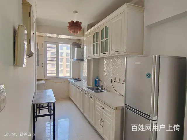 河畔丽景8楼2室精装修，带家具家电，可月租季度租 - 图片 6