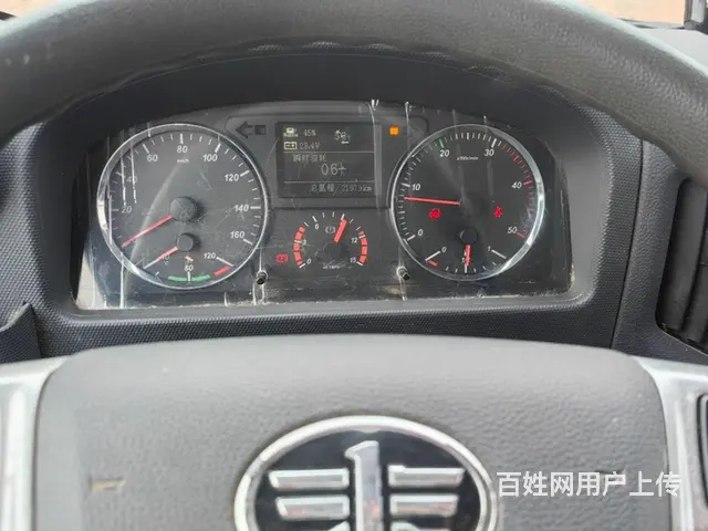 二手解放5吨油罐车加油车带手续转让 - 图片 8