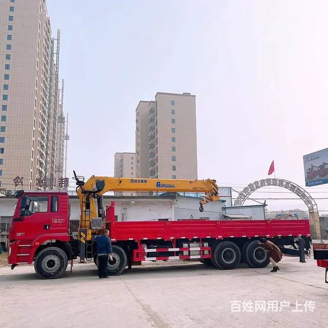 陕汽德龙前四后八14吨徐工随车吊 建筑工地 - 图片 7