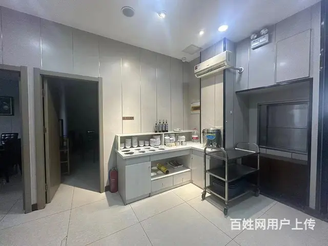 (旺铺猫)：新体正对 四百平带停车场 火锅 餐饮旺铺整转 - 图片 7