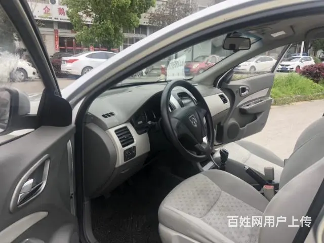 宝骏 宝骏630 2012款 1.5 手动 DVVT 标准型 - 图片 5