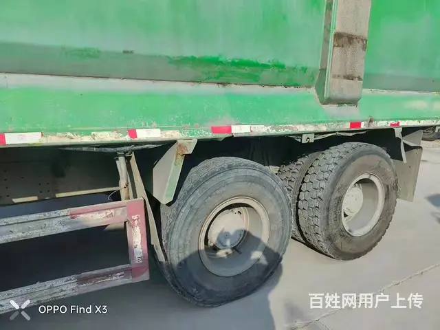 哈密17年豪沃前四后八自卸7.8米，车况原版 - 图片 3