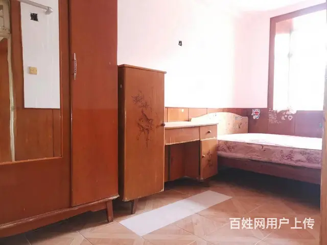 便宜出租 华茂街口腔医院附近三室一厅出租1500 - 图片 5