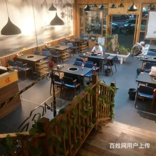 【都市时讯免费找店】蓝天路大型特色木桶火锅店转让 - 图片 2