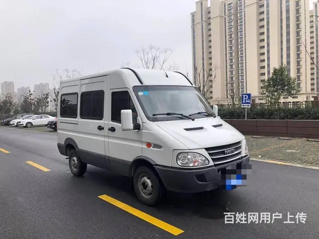 依维柯短轴6坐私家车国四排放包过户支持分期 - 图片 2